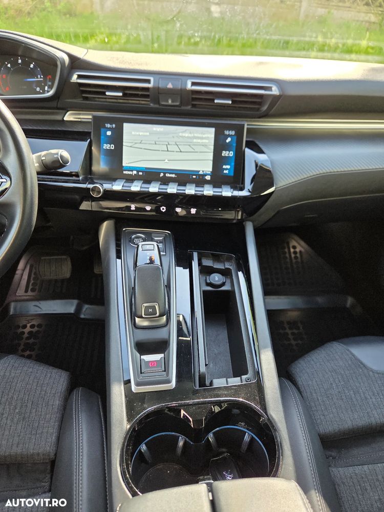 Peugeot 508 BlueHDi 130 EAT8 Allure Pack - 32