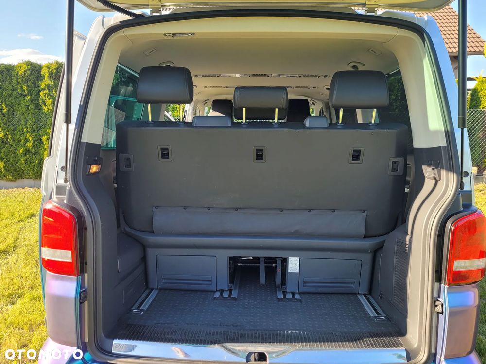 Volkswagen Multivan - 18