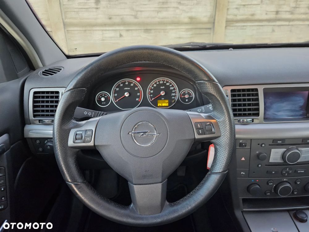 Opel Vectra 2.2 GTS - 12