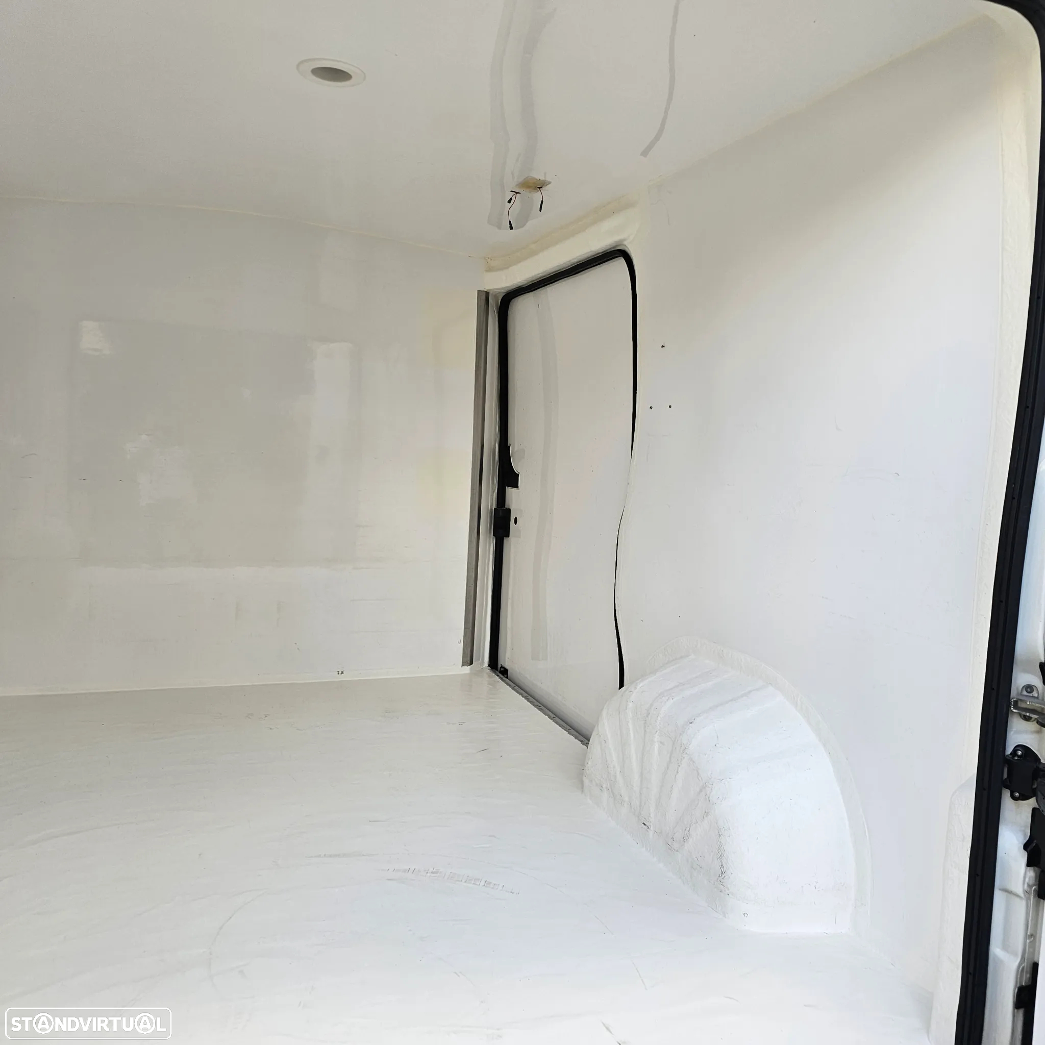 Peugeot Boxer 2.0 HDI Isótermica - 12