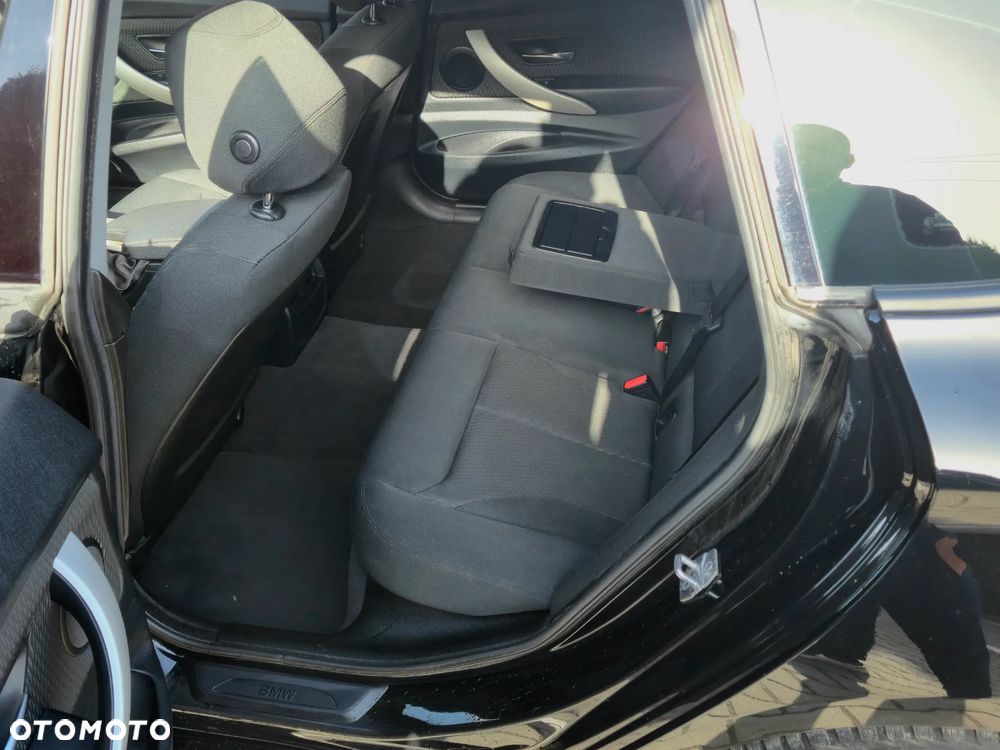 BMW 3GT 320d Advantage - 30