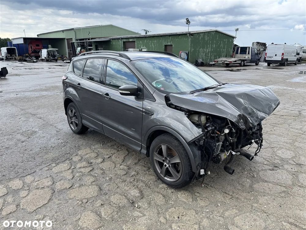 Ford Kuga 2.0 TDCi AWD ST-Line - 3