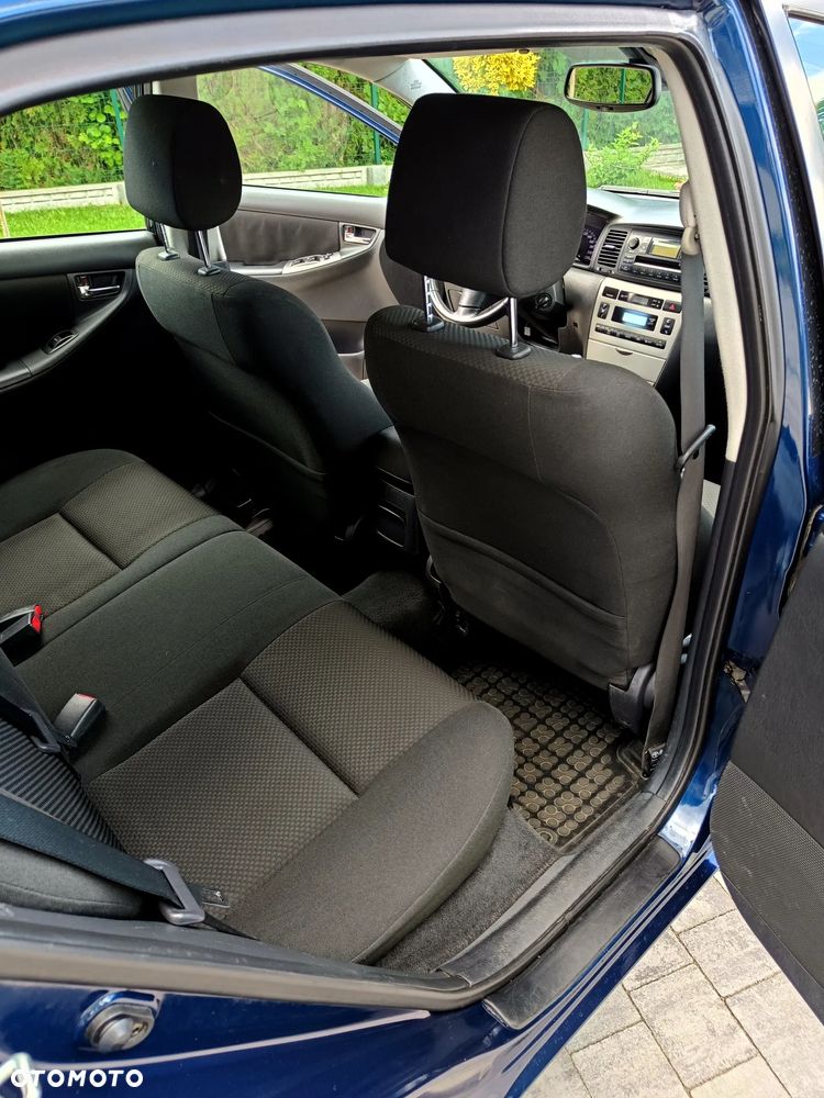 Toyota Corolla 1.4 VVT-i Luna - 8