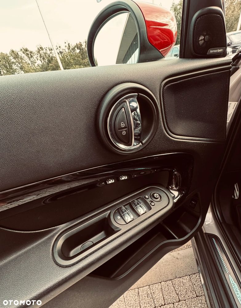 MINI John Cooper Works ALL4 sport - 7