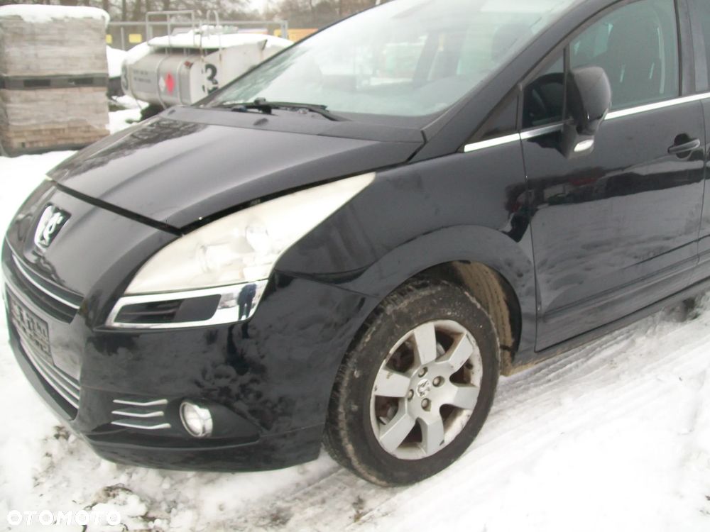 BŁOTNIK lewy PRZÓD PEUGEOT 5008 ktvd