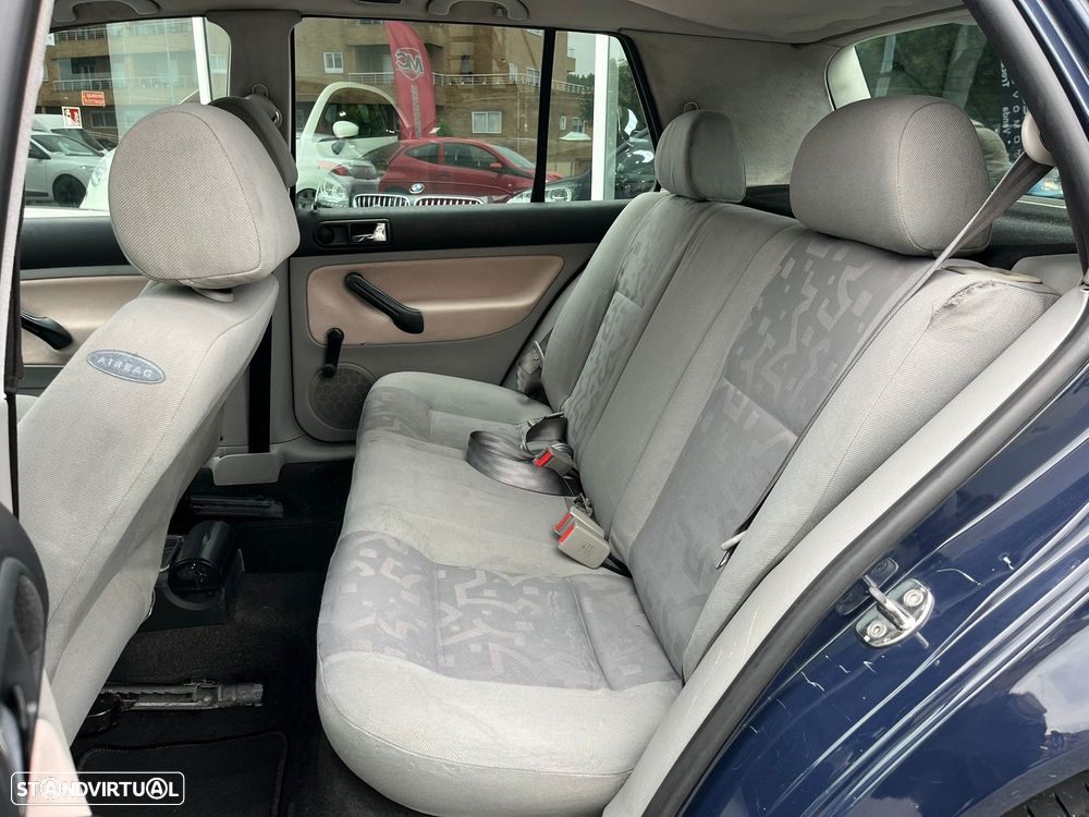 VW Golf 1.9 TDi Movie - 9