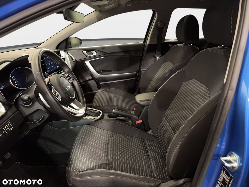 Kia XCeed - 13