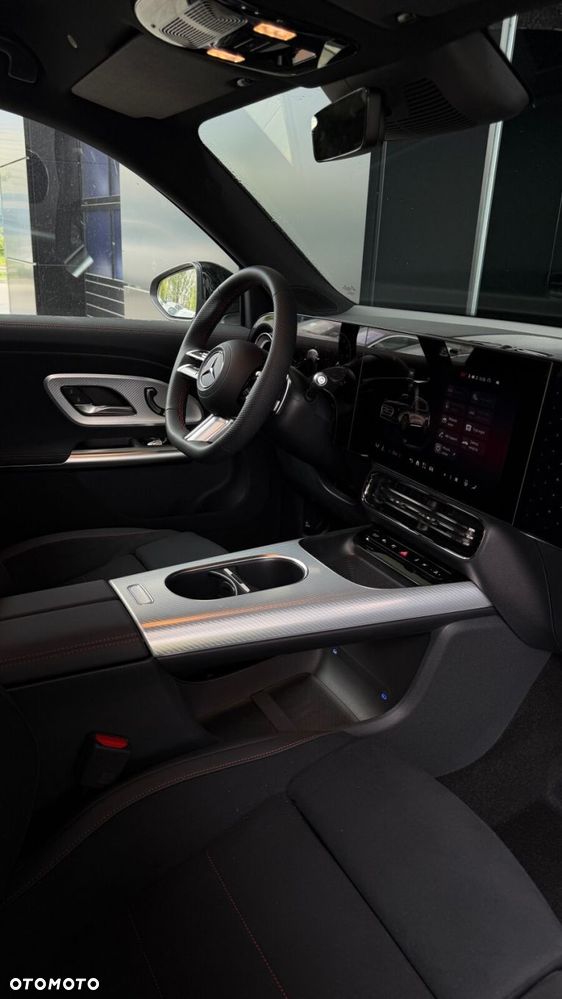 Mercedes-Benz GLB 250+ EQ 85kWh - 37