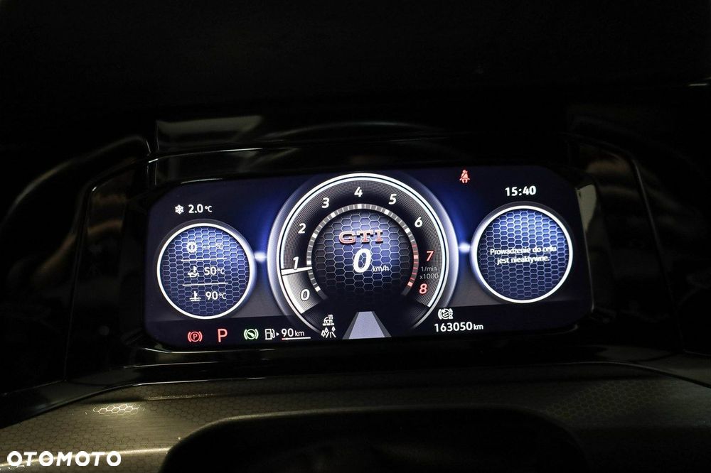 Volkswagen Golf - 21