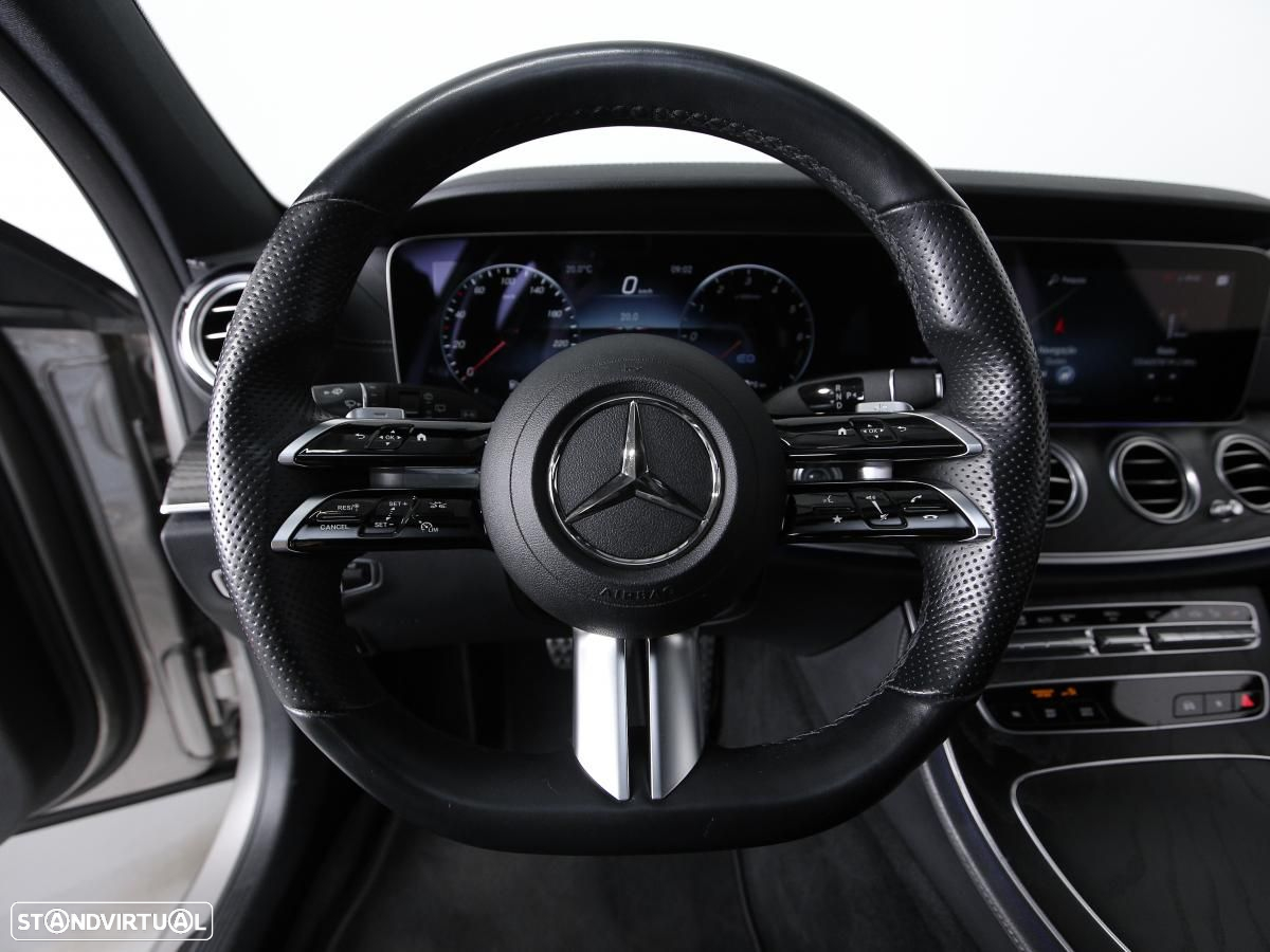 Mercedes-Benz E 300 de AMG Line - 18