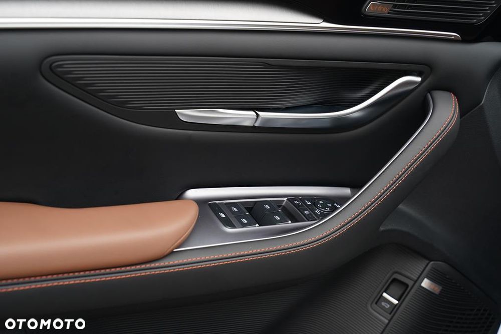 BYD Seal U 1.5T Design AWD - 6