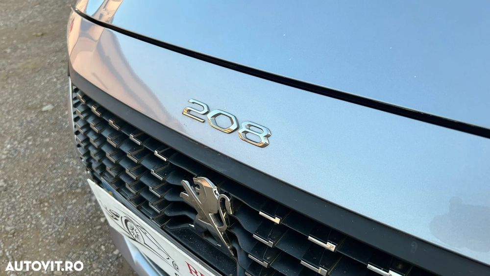 Peugeot 208 - 25