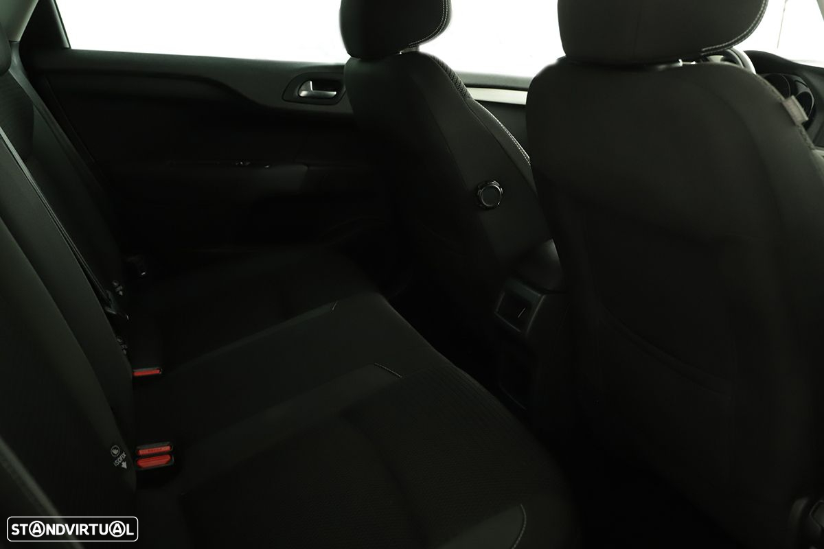 Citroën C4 1.2 PureTech Feel - 22