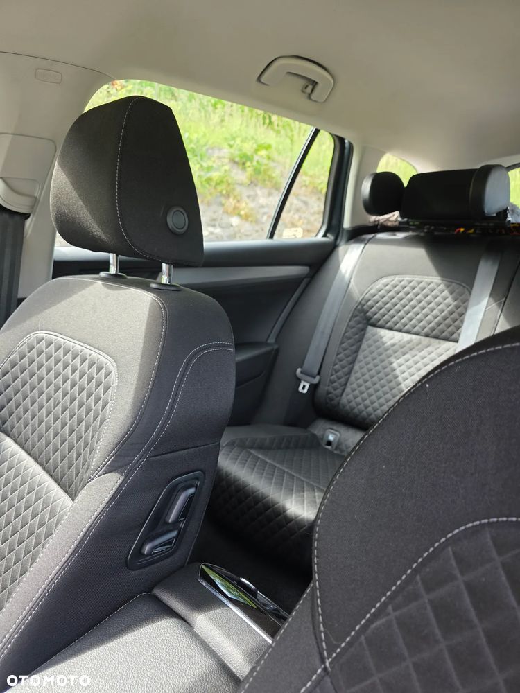 Skoda Superb 2.0 TDI Style DSG - 13