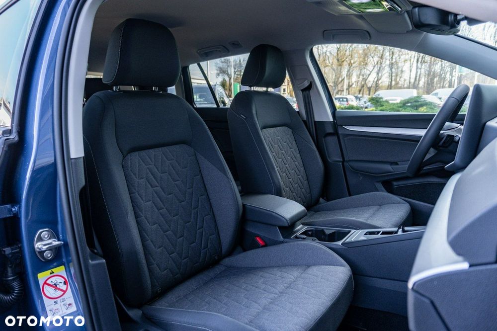 Volkswagen Golf - 21