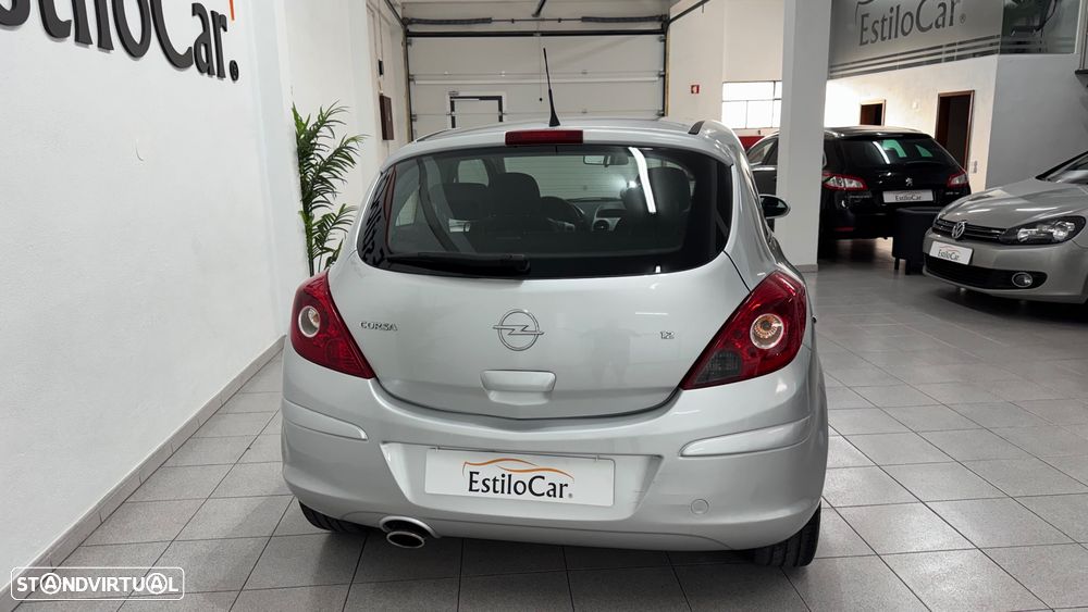 Opel Corsa 1.2 Black Edition - 17