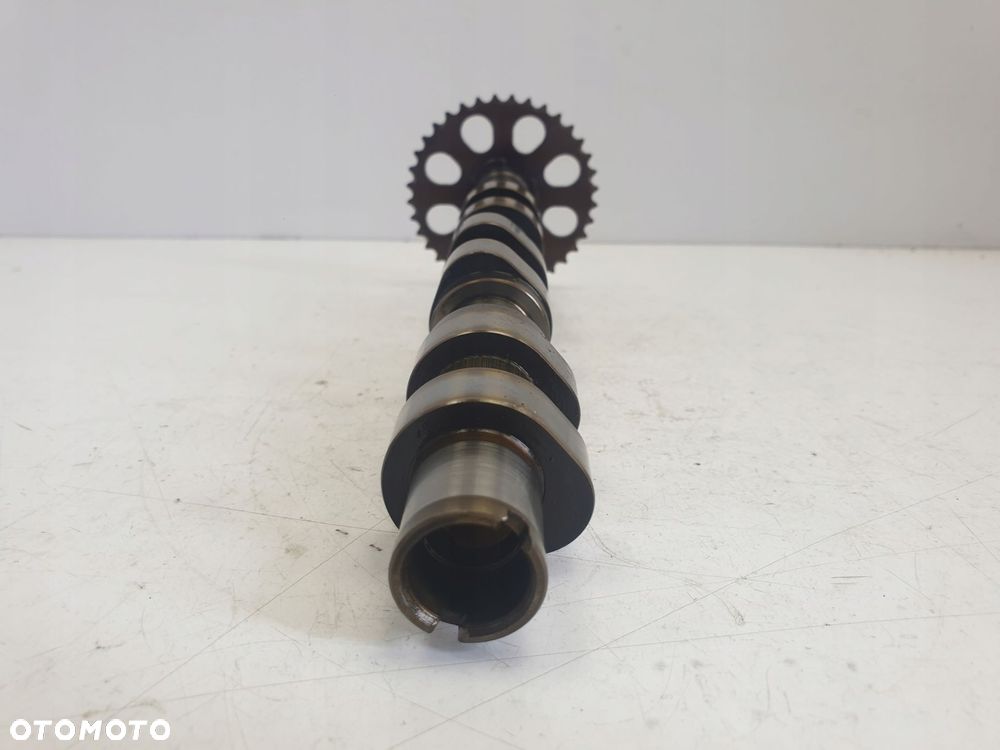 WAŁEK ROZRZĄDU VW Polo IV 1.2 12V 03E109571 ssący - 5