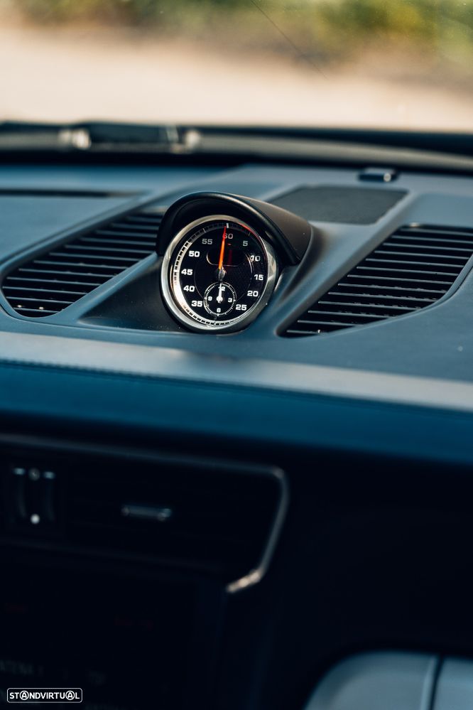 Porsche 911 Série F - 3