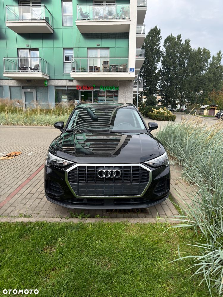 Audi Q3 35 TFSI S tronic - 1