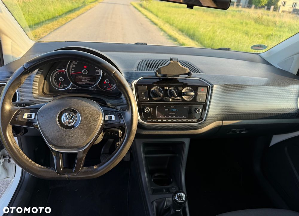 Volkswagen up! - 8