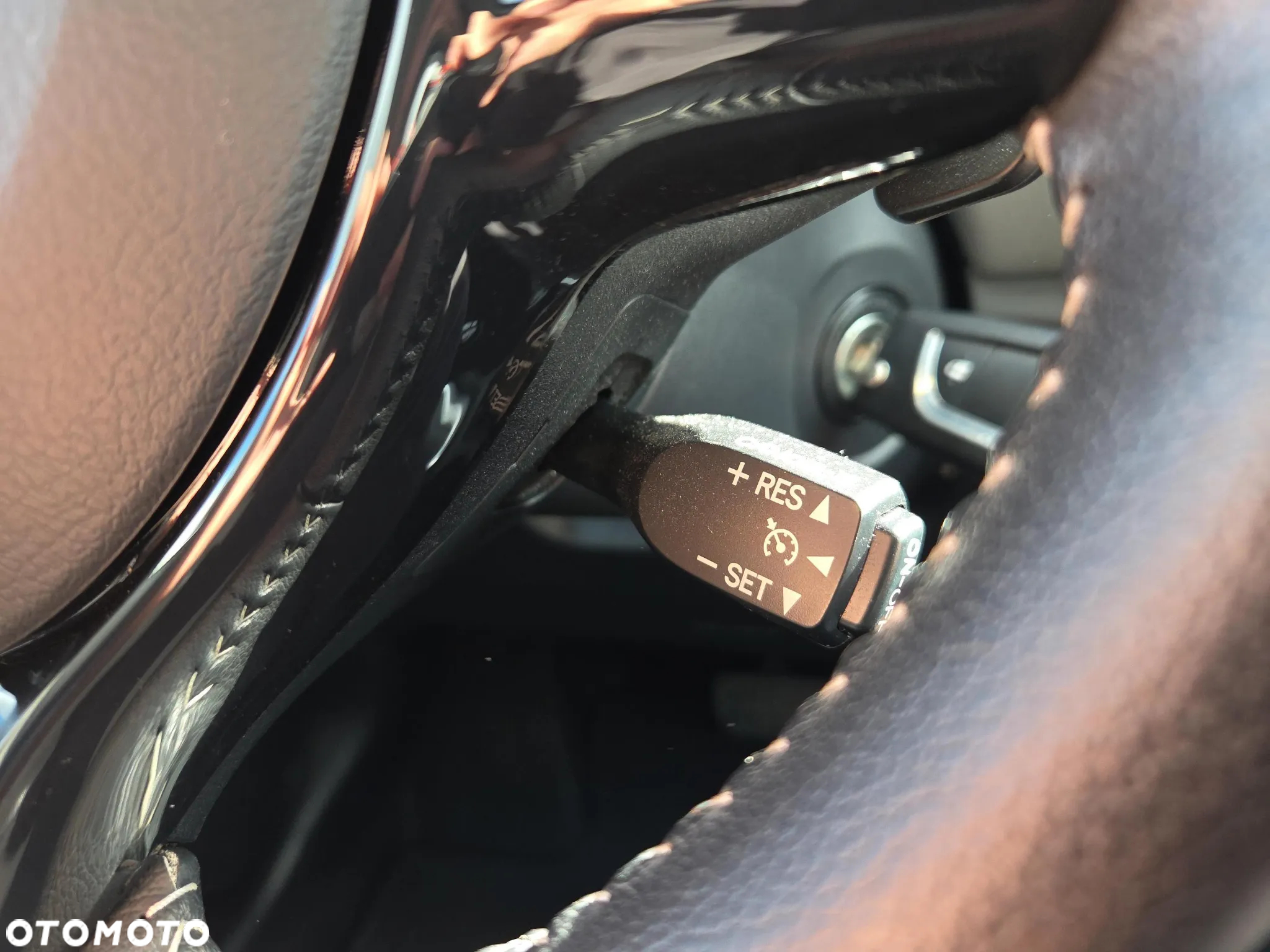 Toyota Yaris 1.5 Premium CVT - 17