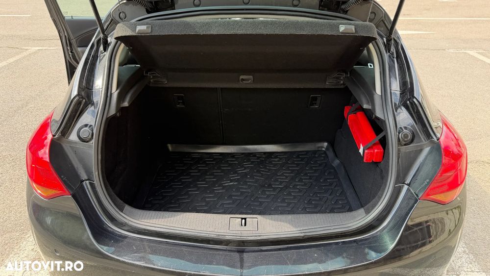 Opel Astra 1.7 CDTI - 22