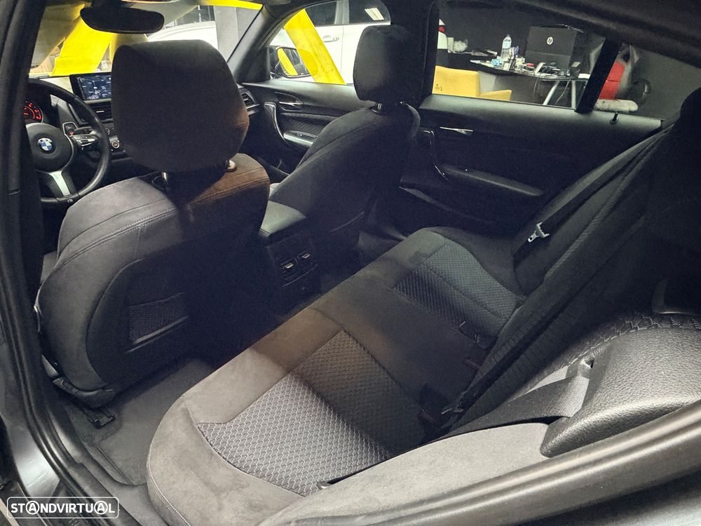 BMW 118 d Pack M - 23