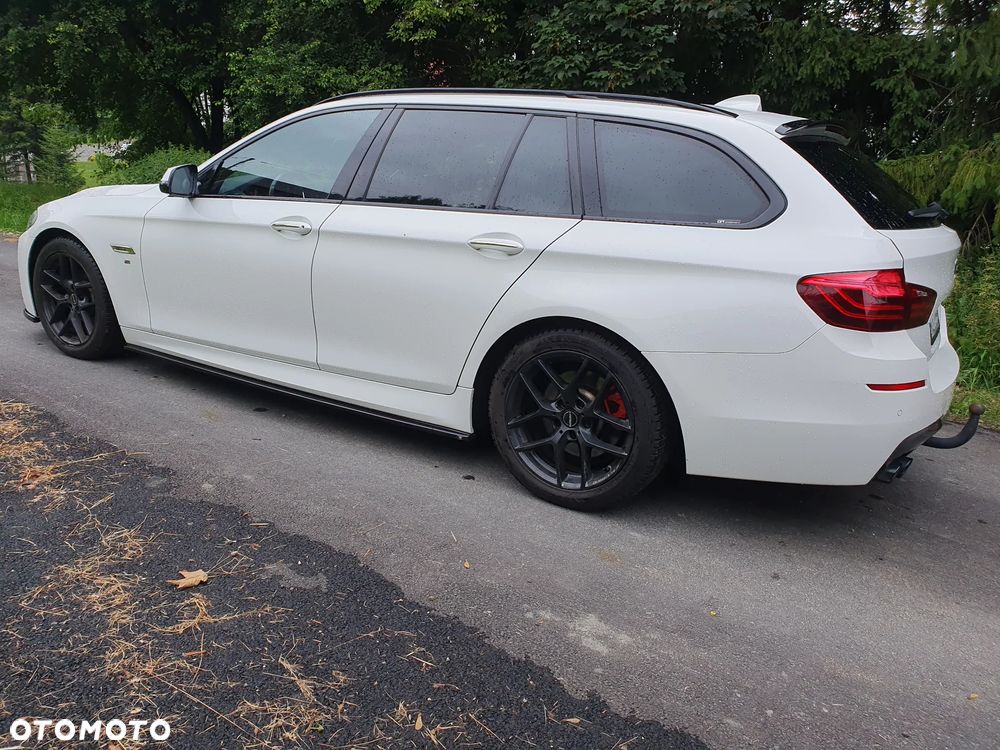 BMW Seria 5 520d M Sport - 11