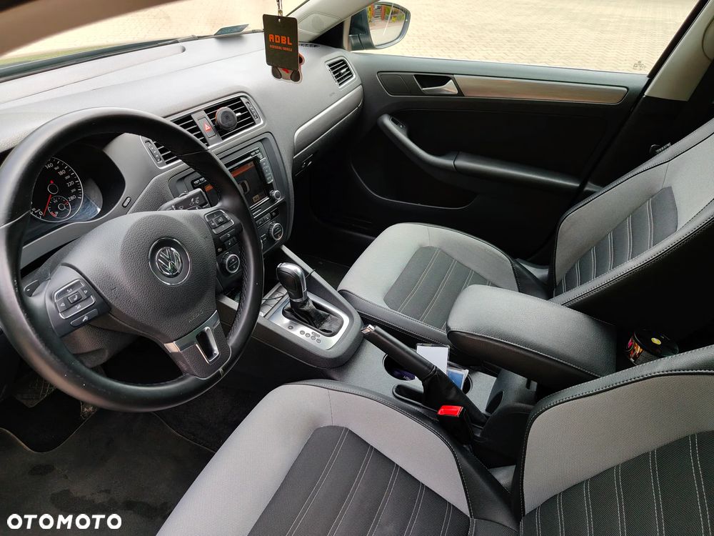 Volkswagen Jetta 1.4 TSI Highline Optimum DSG - 19