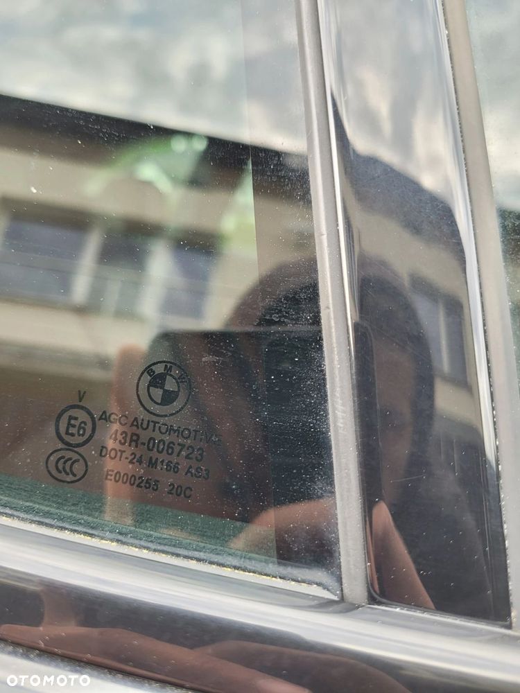 SZYBA TRÓJKĄT DRZWI PRAWY TYŁ BMW X1 E84 DYMIONA AS3 - 2