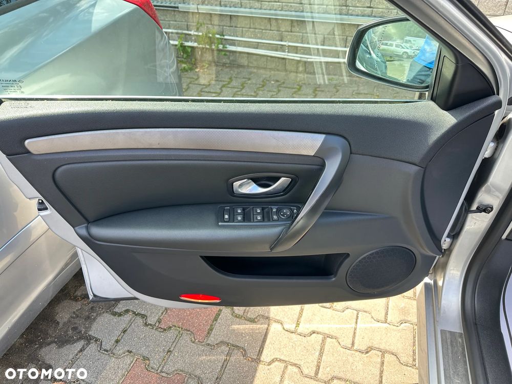 Renault Laguna 2.0 16V 140 Dynamique - 26