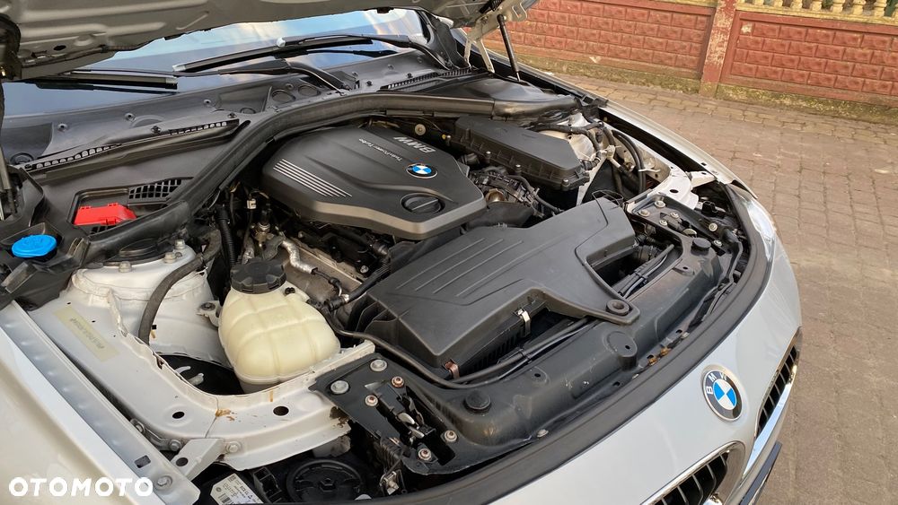 BMW Seria 3 318d - 9