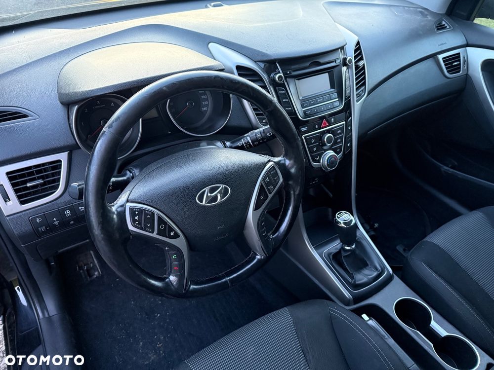 Hyundai i30 1.6 CRDi BlueDrive Classic + - 19