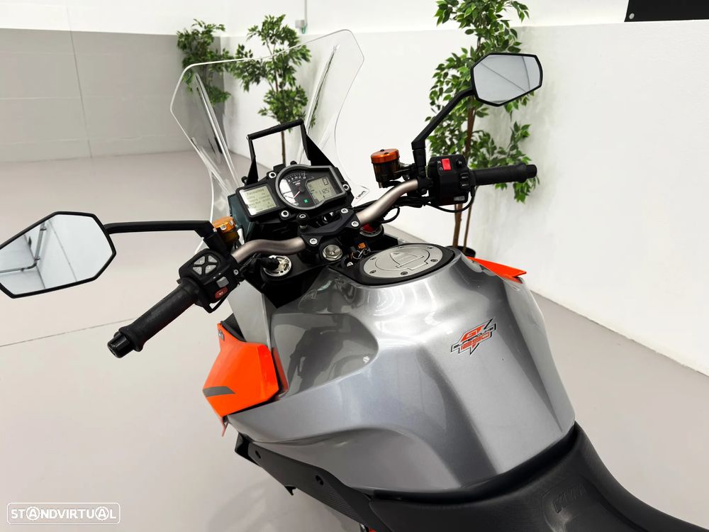 KTM Superduke GT - 12