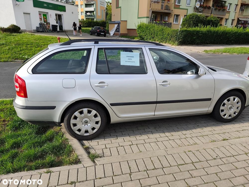 Skoda Octavia 1.9 TDI DPF Elegance - 4