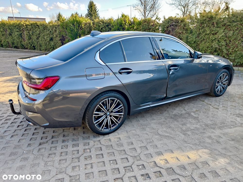 BMW Seria 3 330e M Sport - 7