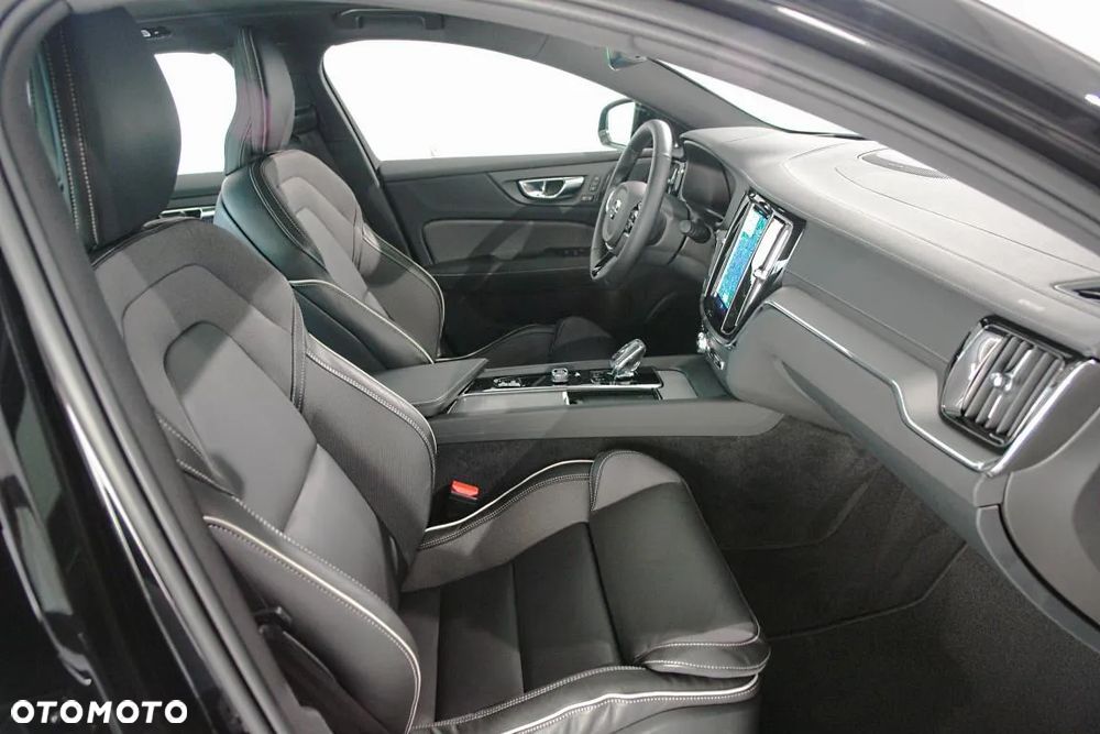 Volvo S60 B5 B AWD Ultimate Dark - 15