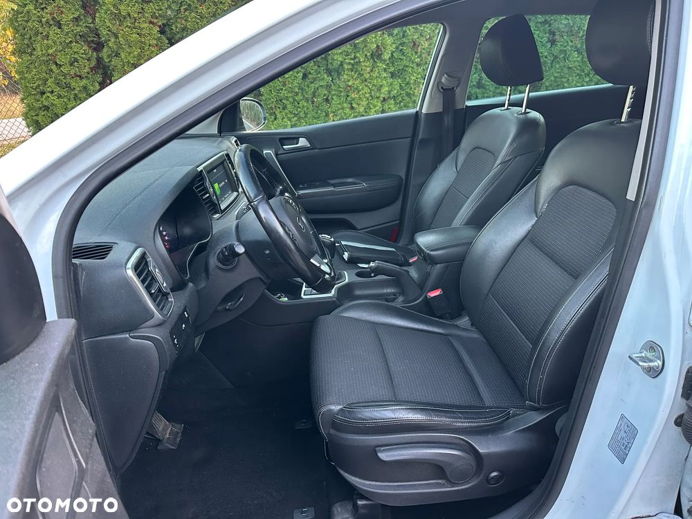 Kia Sportage 1.7 CRDI 2WD Spirit - 17