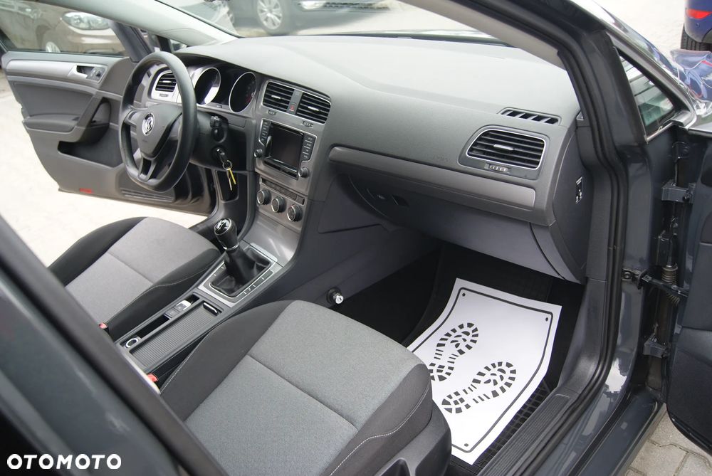 Volkswagen Golf 1.2 TSI BMT Trendline - 20