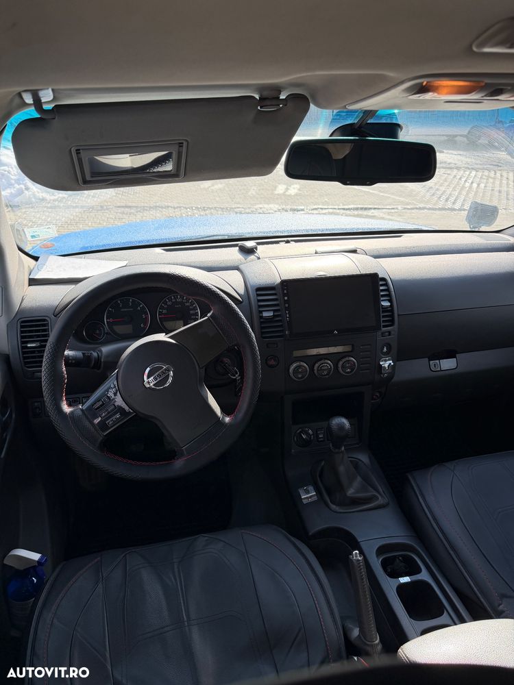 Nissan Pathfinder 2.5 dCi SE - 7
