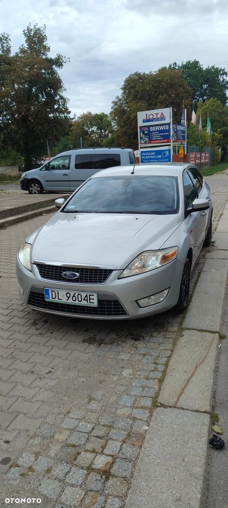 Ford Mondeo 2.0 TDCi Ambiente - 1