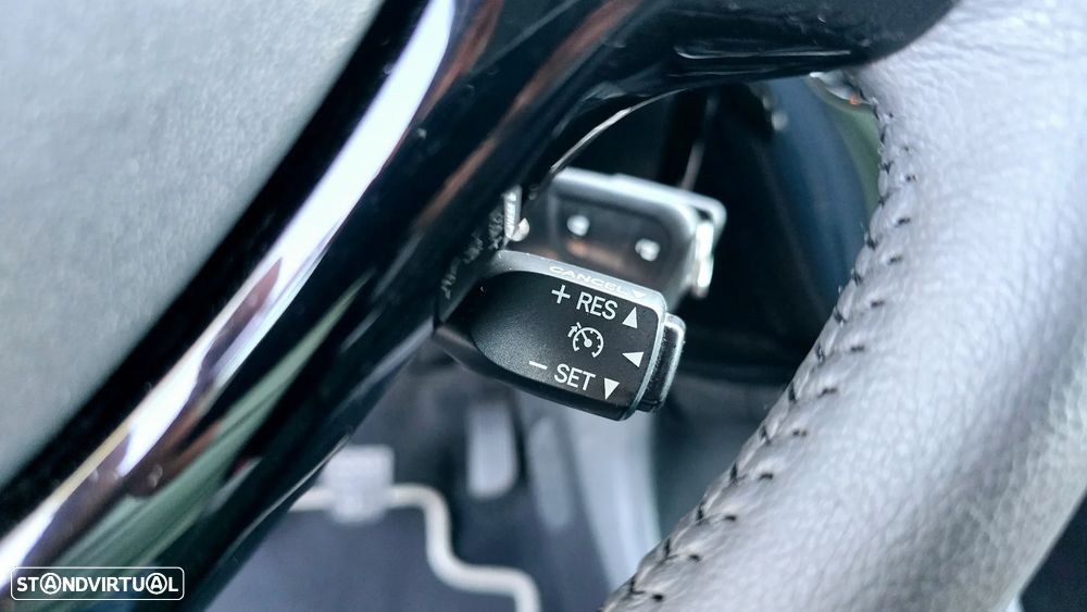 Toyota Aygo 1.0 X-Clusiv - 30