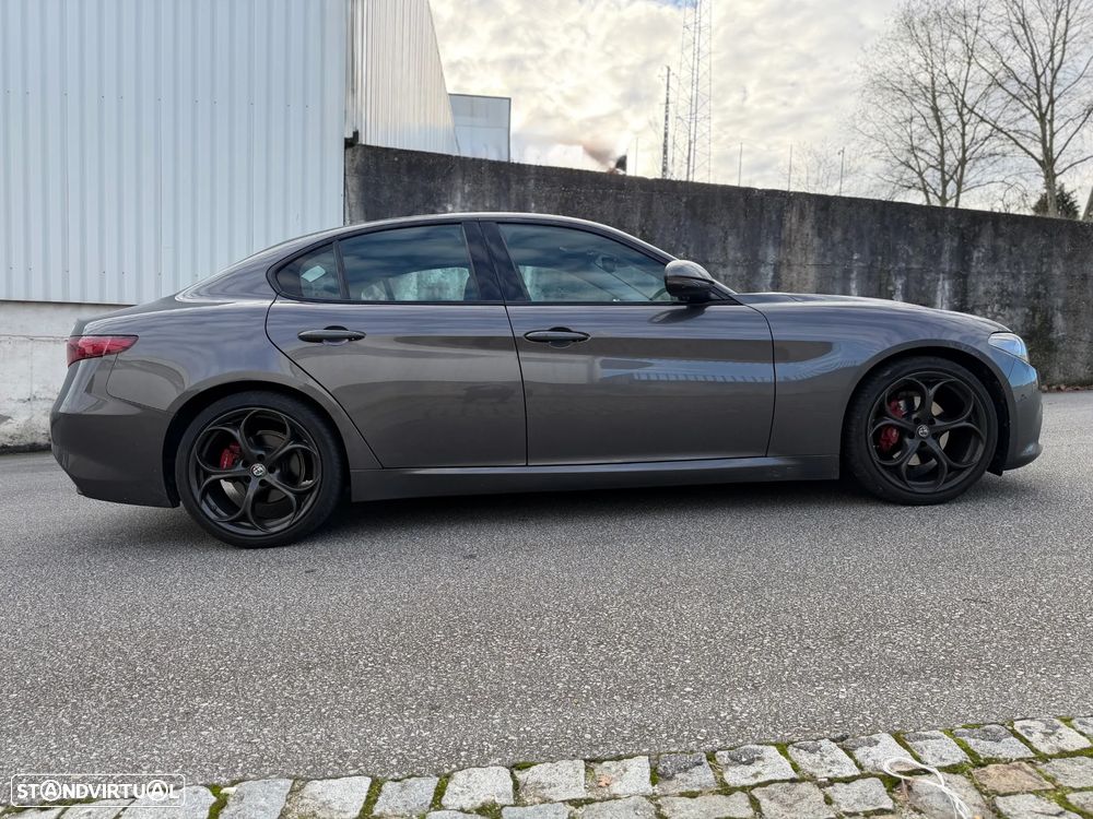 Alfa Romeo Giulia 2.2 D Super AT8 - 8