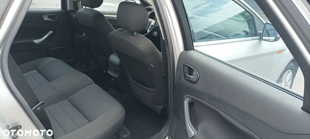 Ford Mondeo 2.0 TDCi Titanium - 12