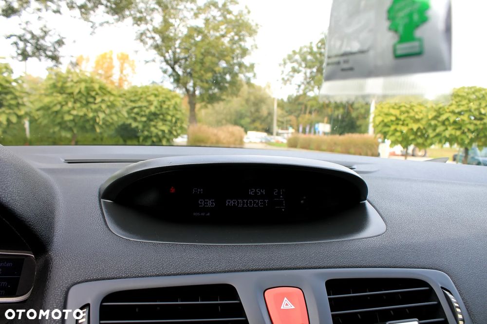 Renault Megane 1.6 16V 100 Expression - 13