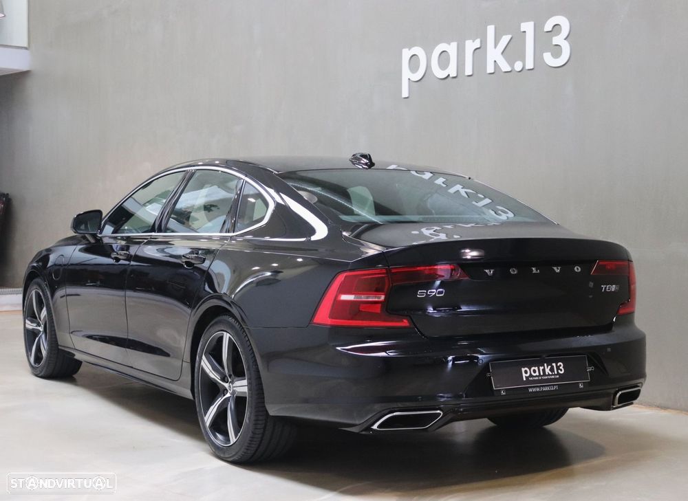 Volvo S90 2.0 T8 R-Design AWD Geartronic - 41