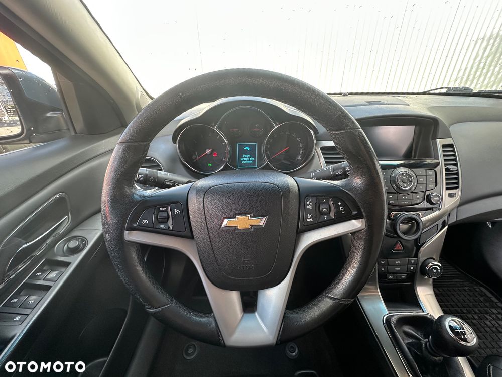 Chevrolet Cruze - 19