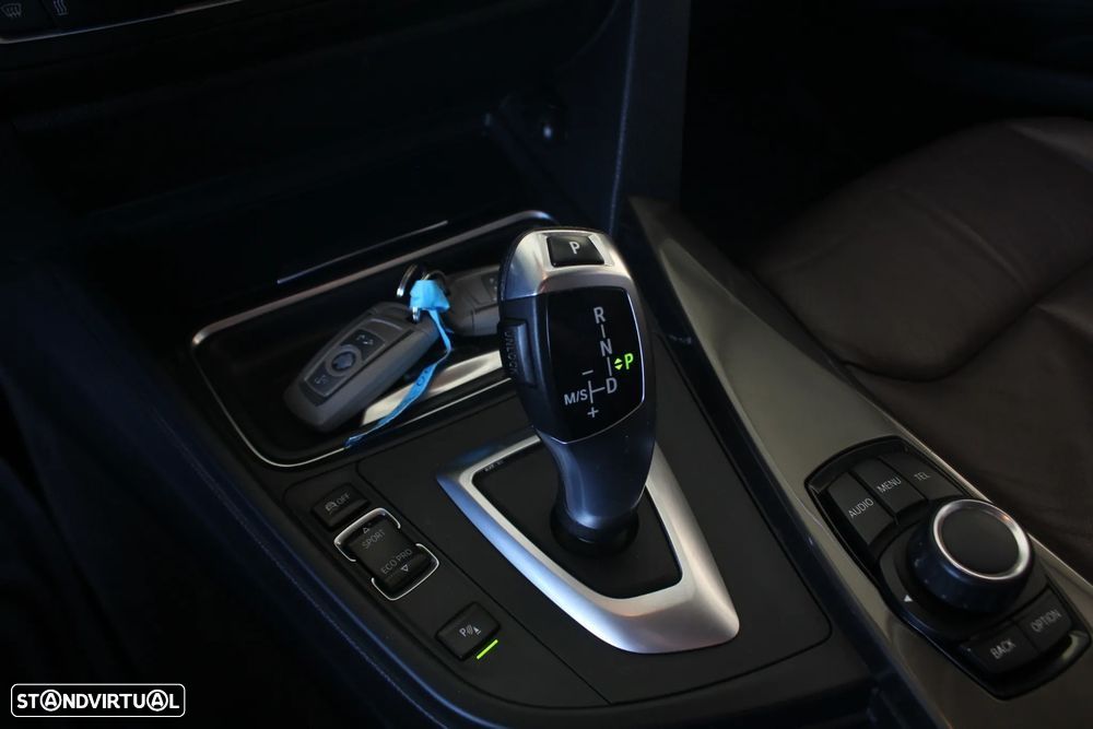 BMW 318 Gran Turismo d Aut. M Sport - 38