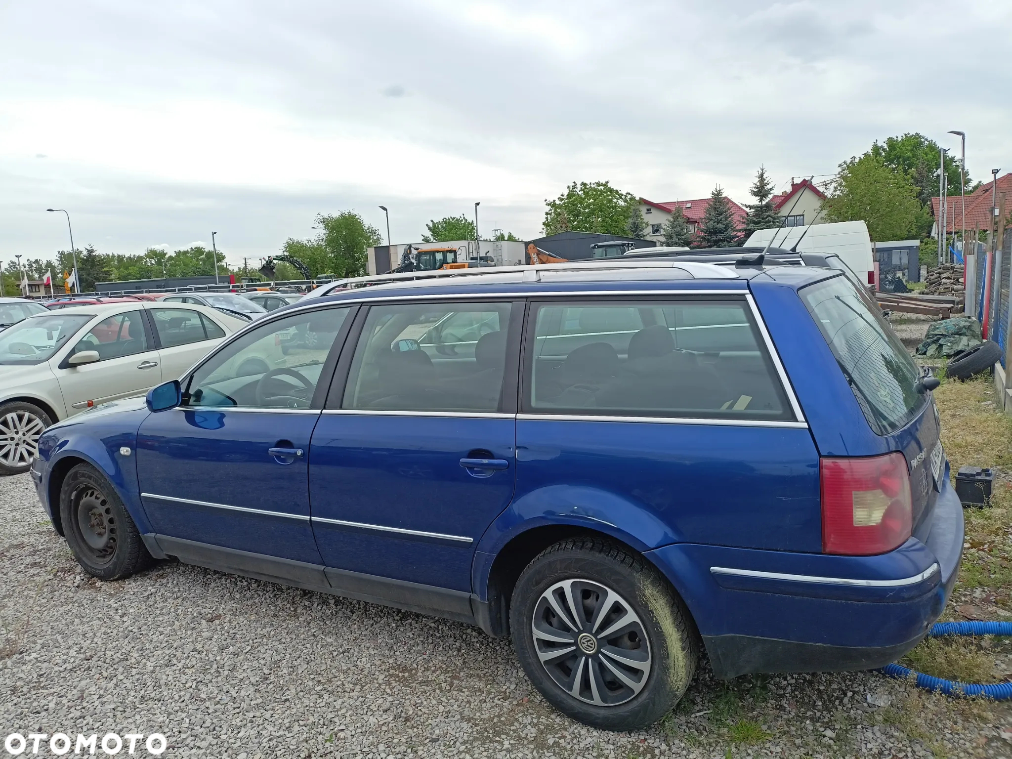 Volkswagen Passat - 2