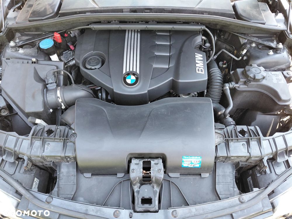 BMW Seria 1 120d Limited Edition Lifestyle mit M Sportpaket - 27